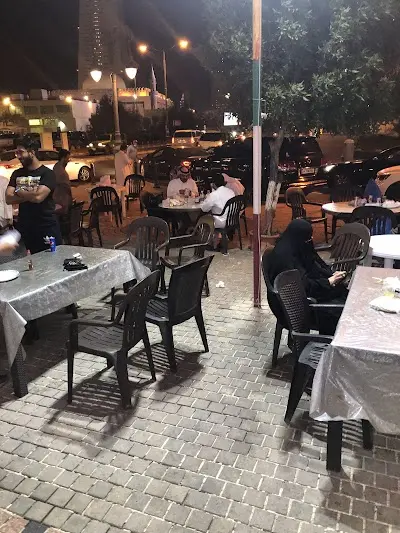 مطعم العقل