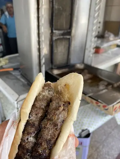 مطعم التباب الاصلي
