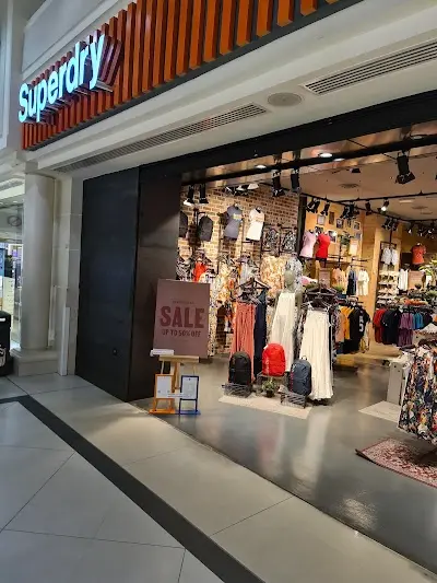 Superdry ™