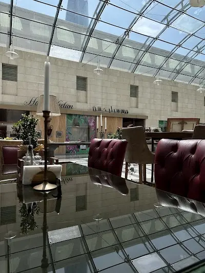 italian house restaurant and cafe