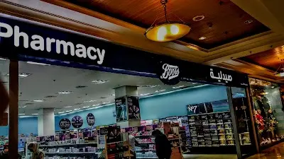 صيدلية بووتس