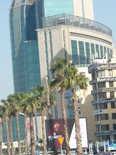 مركز سمايل ان التخصصي للاسنان
