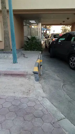 Ahmadi Old Hospital - pharmacy drive thru