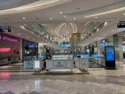 Al kout Mall parking lot