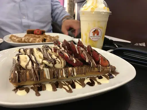 بالاثيو - كريب و وافل وقهوة