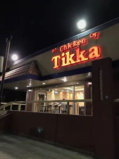 Bayan Tikka