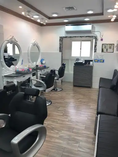 Beauty Tower Ladies Salon (Pramila)