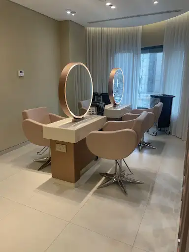 Beautyholic salon