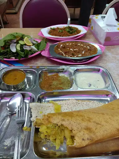 Bollywood Indian Restaurant