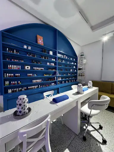 Capri Salon