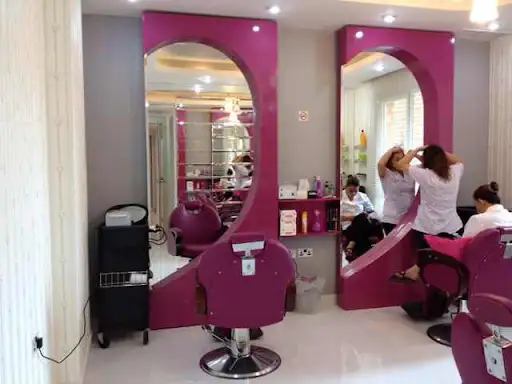 China Queen Salon