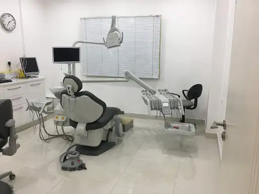 Dr.Salah Al-Kandari Dental Clinic