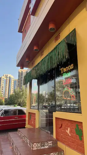 Elamigos Restaurant Ras Al-Salmiya