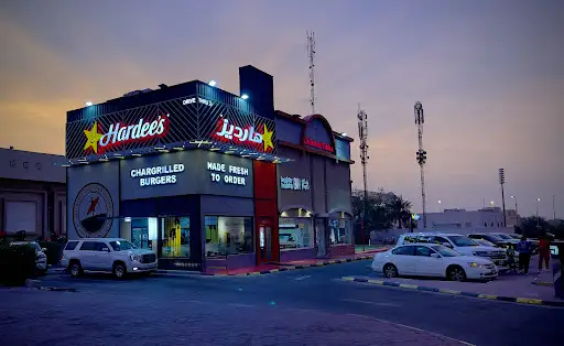Hardee's القرين