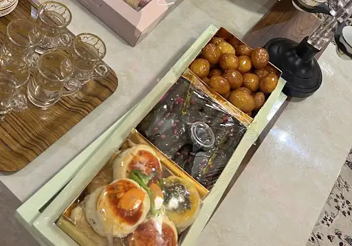 حلويات ناطع