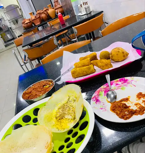 Lakbima Restaurant & Bakery