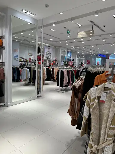 LCWAIKIKI