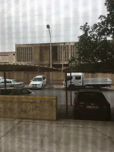 مدرسة ثانوية النهضة للبنات