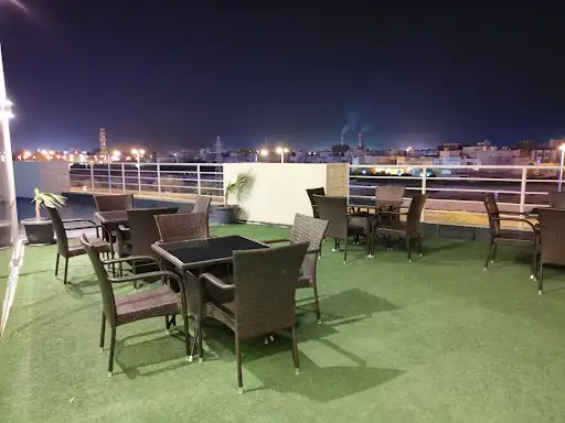 Mezzah - Best Restaurant الخيران