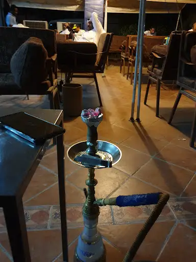 مقهي السفير