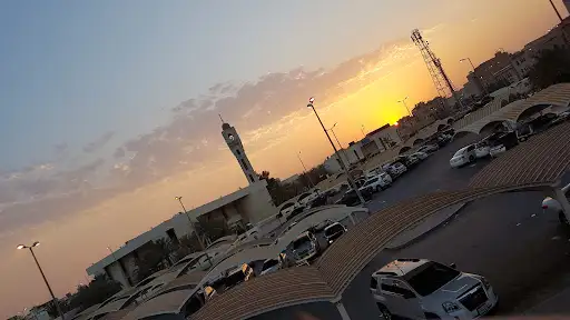 موقف سيارات جمعية ضاحية صباح السالم السوق المركزي