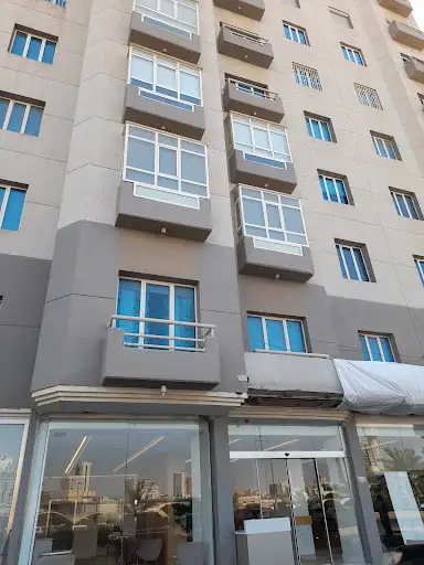 مركز عناية الطبي