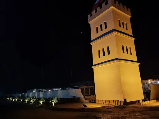 مركز المغيرات للفروسية M R C