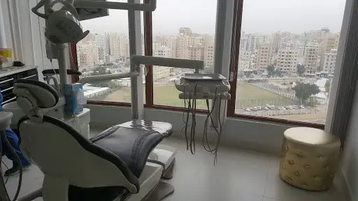مركز هوليود سمايل لطب الأسنان-السالمية