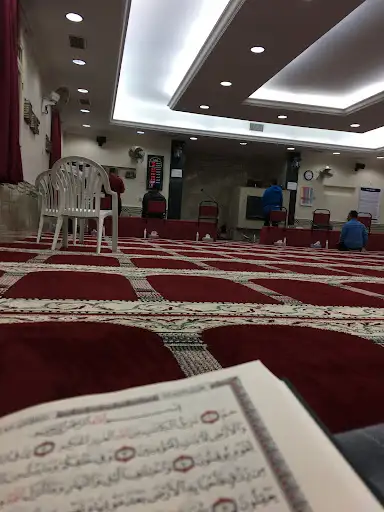 مسجد عبدالعزيز السند