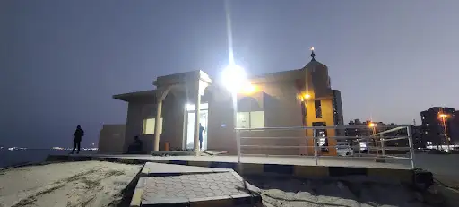 مسجد المنقف