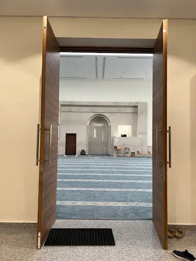 مسجد مريم محمد السيف و بناتها عاليه و منى الخراز