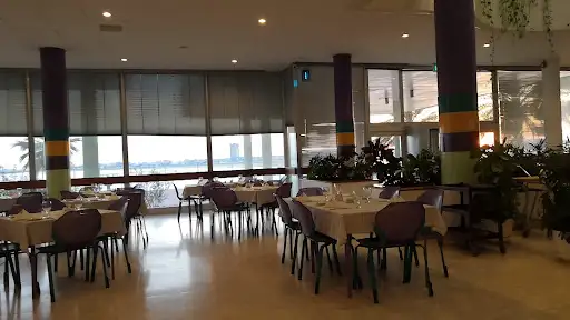 مطعم البحار الخيران