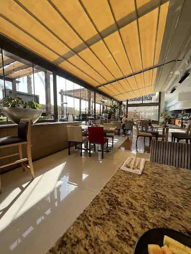 مطعم البستان