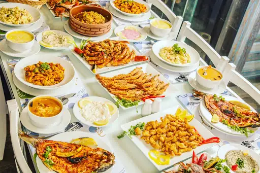 مطعم مراسي فود للاسماك والماكولات البحرية الطازجة