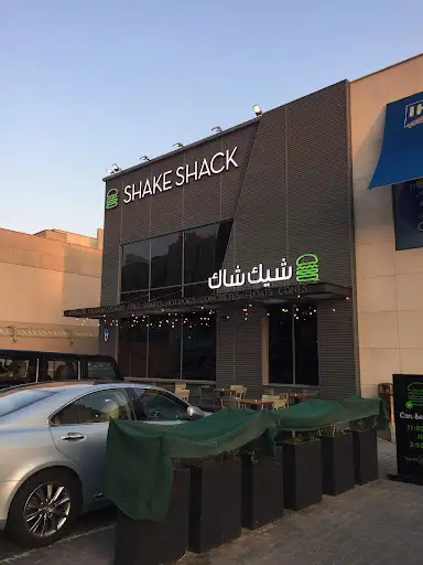 مطعم شيك شاك