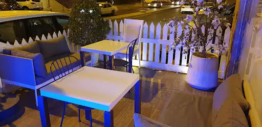 مطعم طوكيو بار