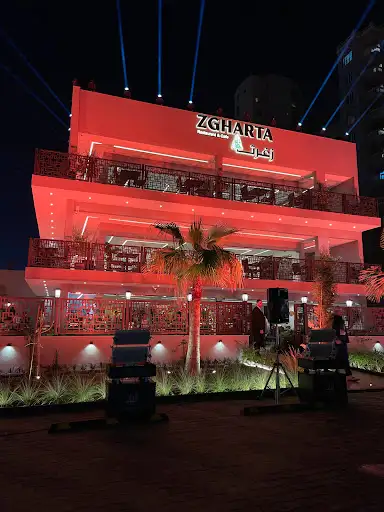 مطعم زغرتا