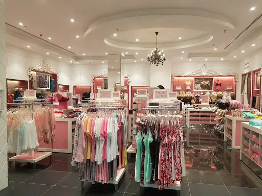 Nayomi Sama Mall - Kuwait
