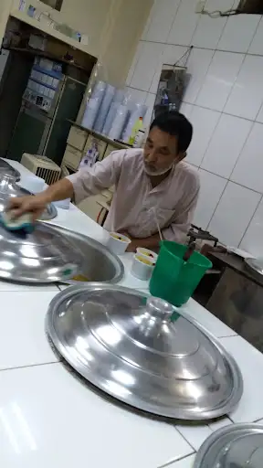 Neki,Bajela Shop