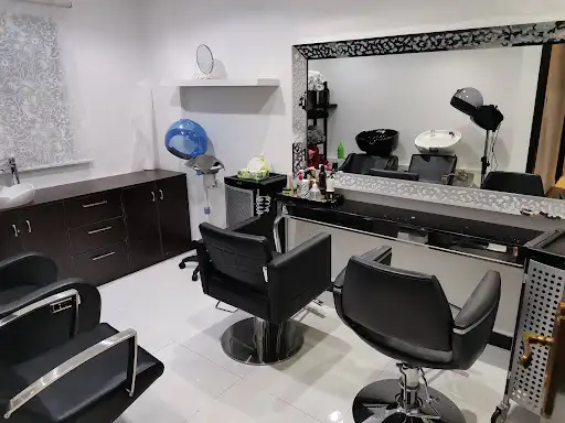 New Me Ladies Beauty Salon(Kerala Ayurvedic Health Institute)