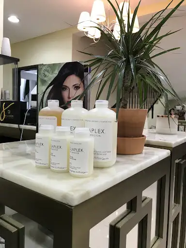 Nova salon and spa for Ladies