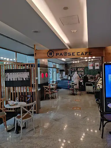 PAUSE CAFE
