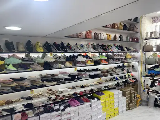 Piccadilly salmyah fnar MALL