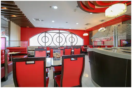 Pizza Hut, Bairaq Mall - Fintas