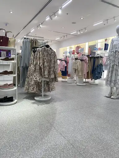 Riva Fashion Gate Mall ريفا فاشون جيت مول