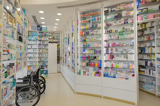 Royal Top pharmacy صيدليه رويال توب