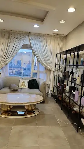 Salon Daffodil