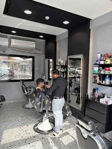 Saloon Obra