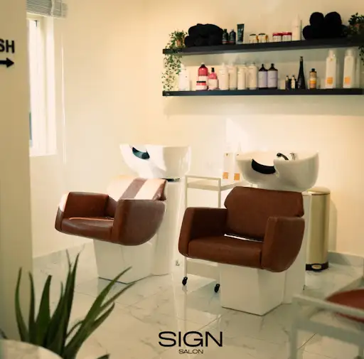 Sign Salon