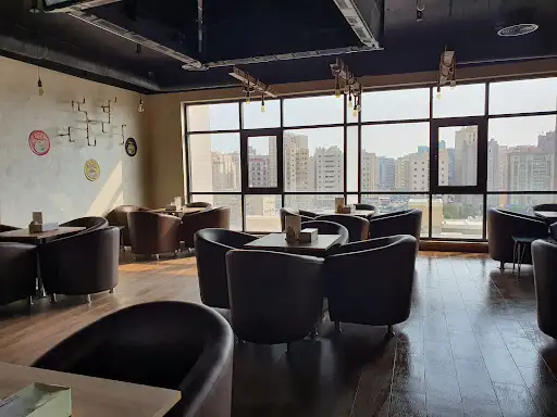 سموكن كافيه - Smokkin Cafe